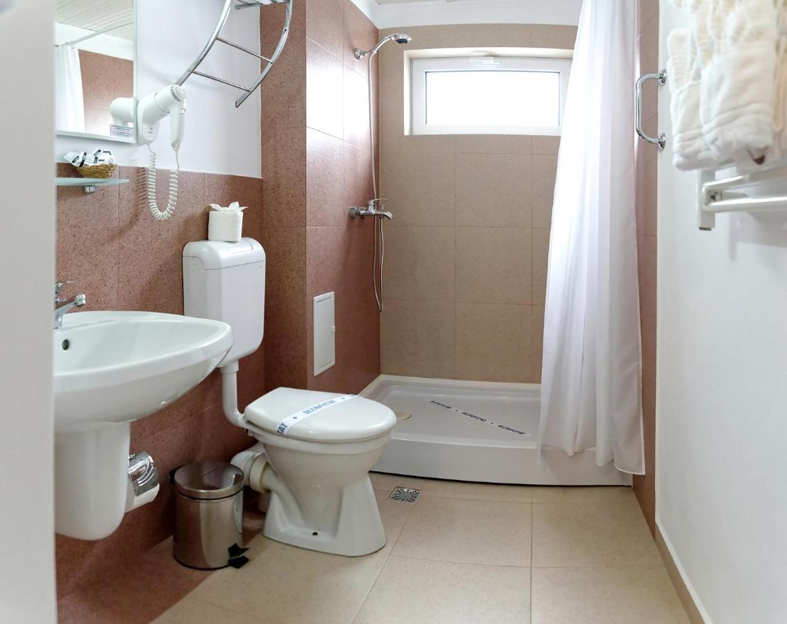 Hotel Albatros Mamaia Extérieur photo