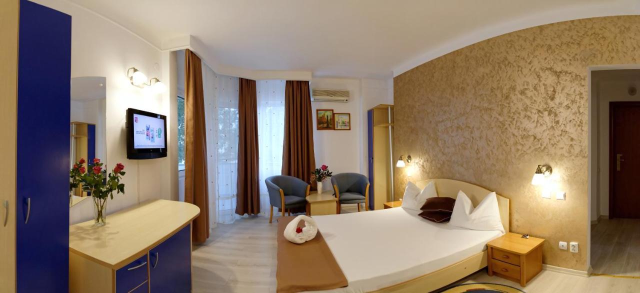 Hotel Albatros Mamaia Extérieur photo