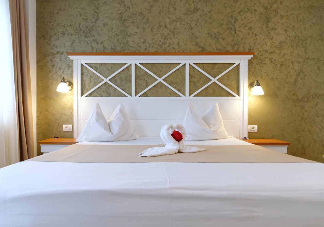 Hotel Albatros Mamaia Extérieur photo