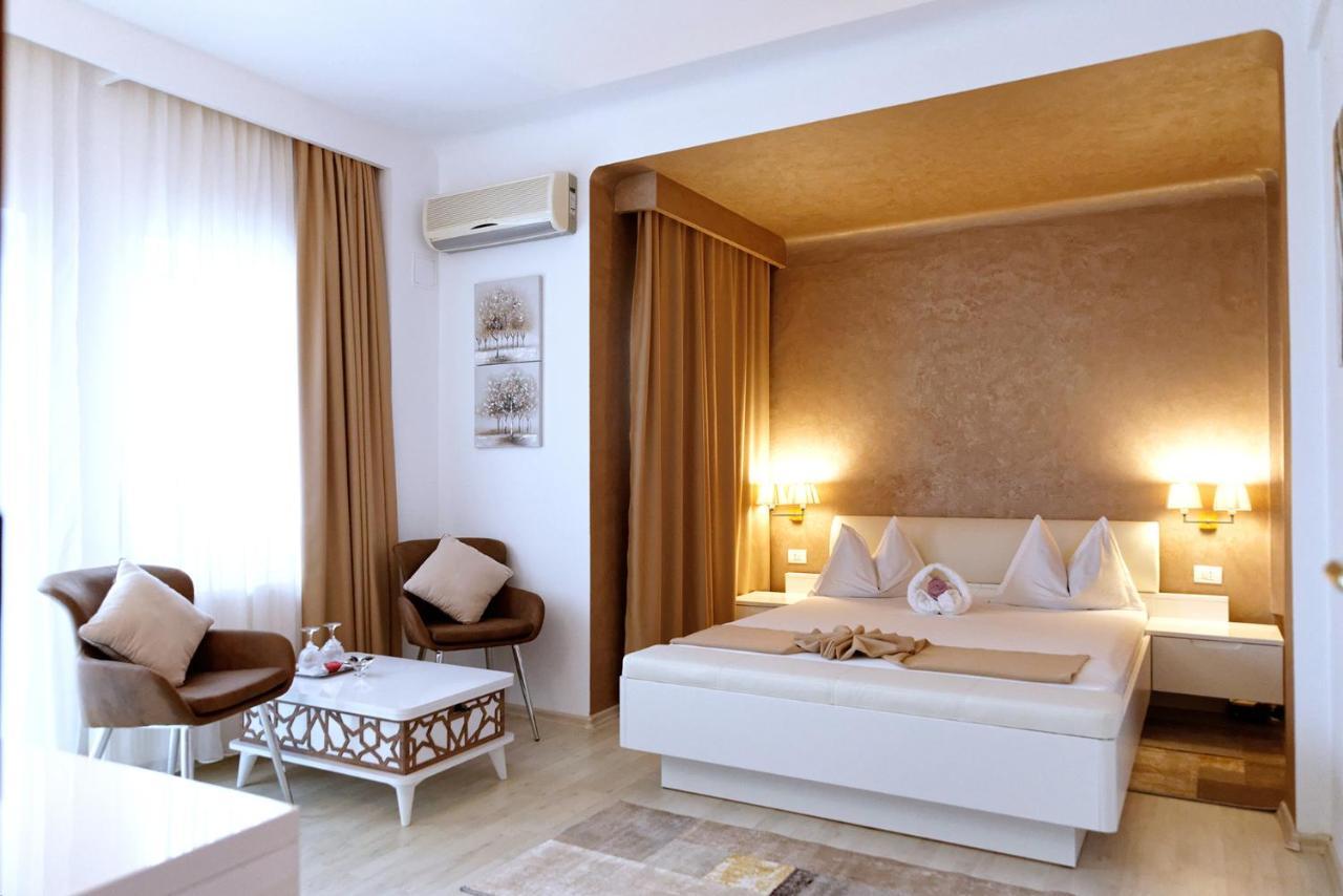 Hotel Albatros Mamaia Extérieur photo